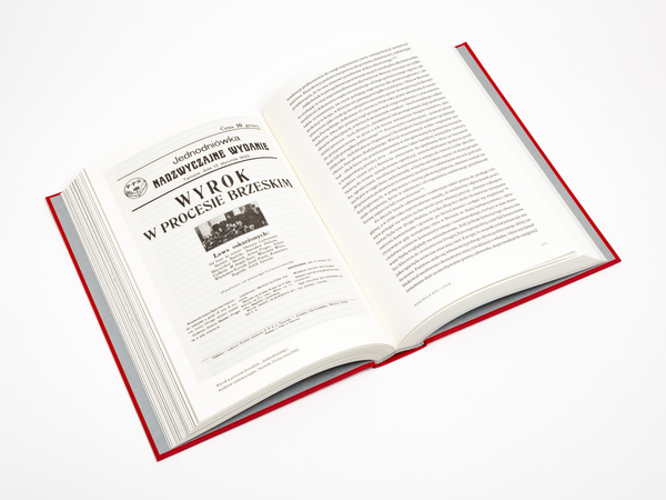 Miejski grunt. 250 lat polskiej gry z nowoczesnością